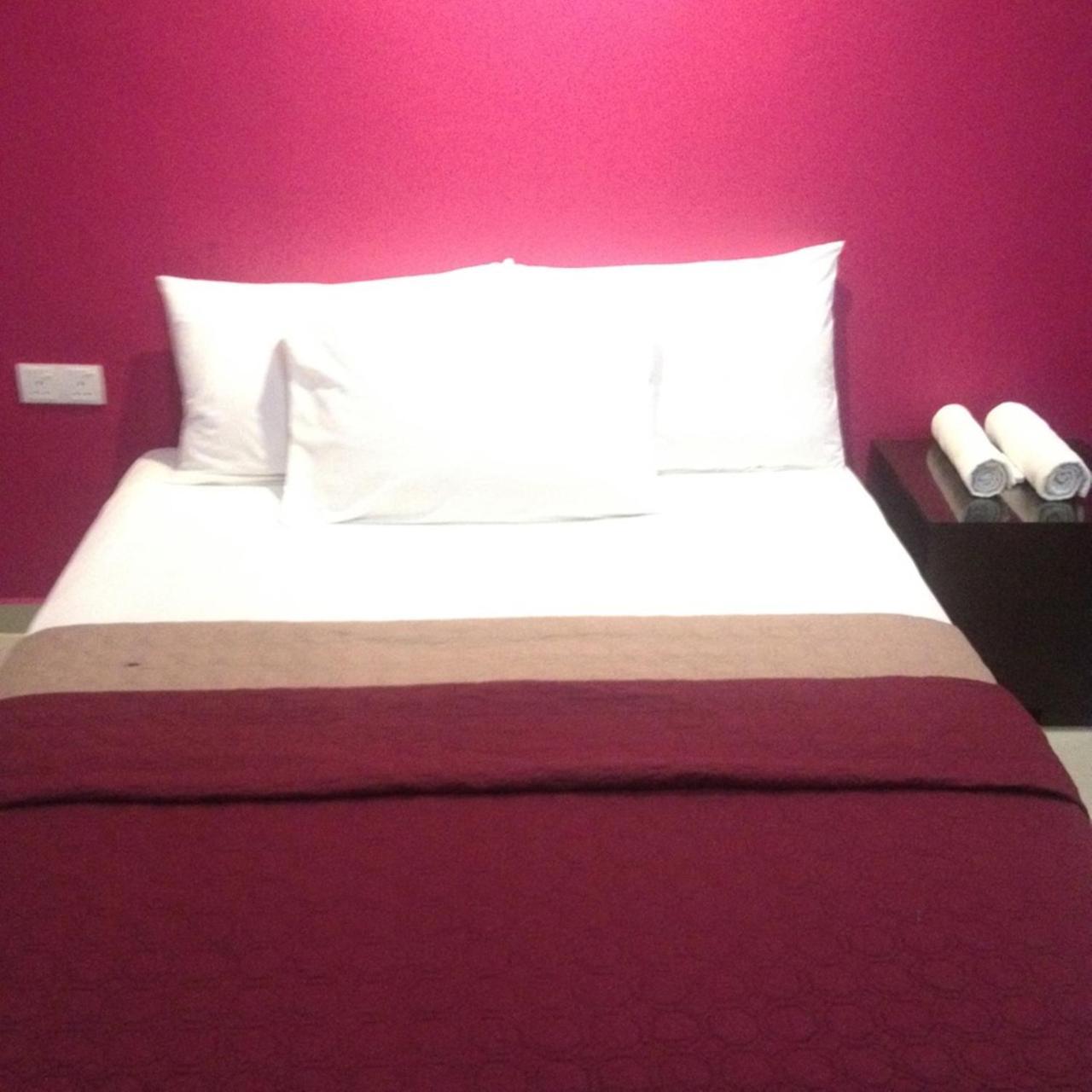 Hotel Elwarda Kl City Куала Лумпур Екстериор снимка