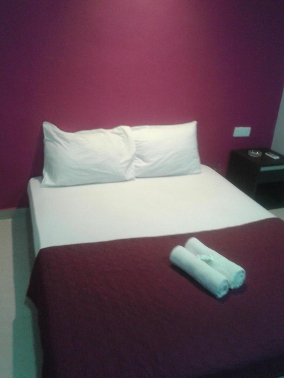 Hotel Elwarda Kl City Куала Лумпур Екстериор снимка
